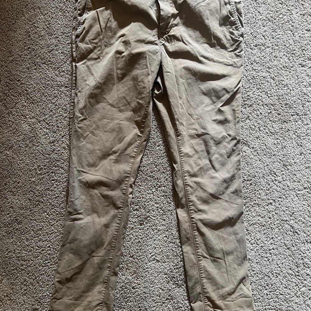 American Eagle Outfitters Khaki Chinos